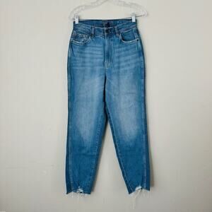Arizona Jean Co Juniors Curvy Cropped Blue Jeans Size 9